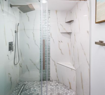 Master walk in shower
