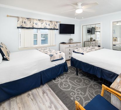 Guest bedroom - 2 queens