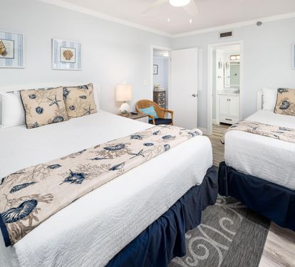 guest bedroom 2 queens with ensuite