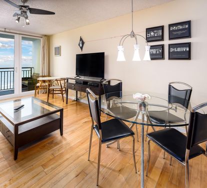 Dining area - 4 seats