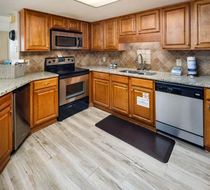 Full Kitchen