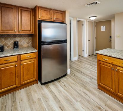 Full Kitchen