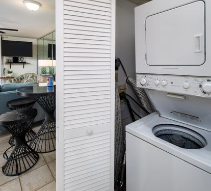 Washer / Dryer in unit