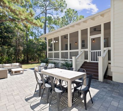 Large Back Patio & Screened-In Porch