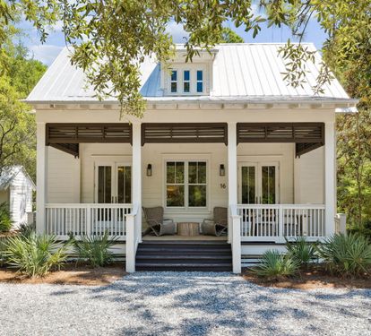 Book Your Next 30A Escape at 'The Hammock House' Today!