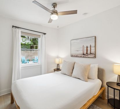 1st Floor - Queen Guest Bedroom