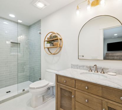2nd Floor - Queen Guest En-Suite