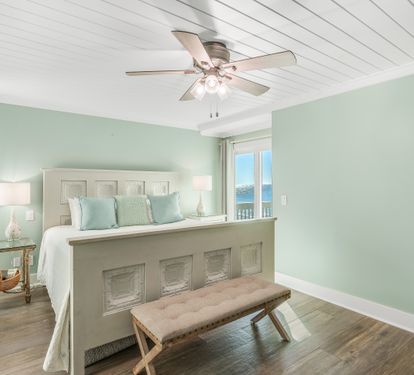 Primary Suite - King Size Bed