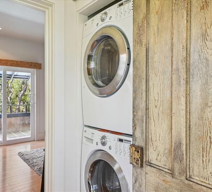 Stacked Washer/Dryer on 2nd Floor