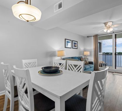 Compass Point 308 Dining Table Seats 6
