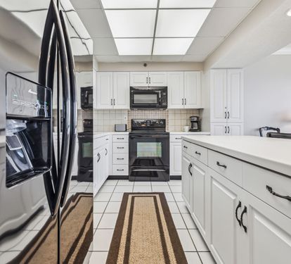 Fully Equipped Kitchen with All of Your Cooking Needs!
