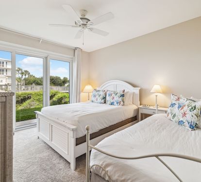 Queen Guest Suite with Twin Daybed
