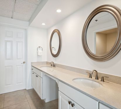 Gulf Front Primary En Suite