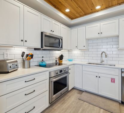Stainless Steel Appliances Throughout!