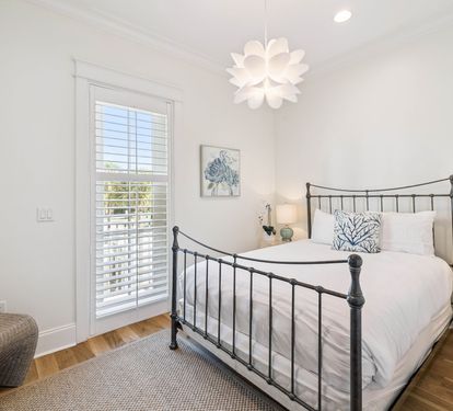 2nd Floor - Queen Guest Suite