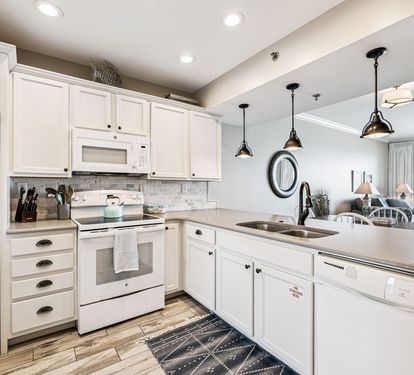 Spacious & Fully Equipped Kitchen!