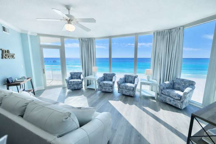 A500-FRONT ROW Beach View