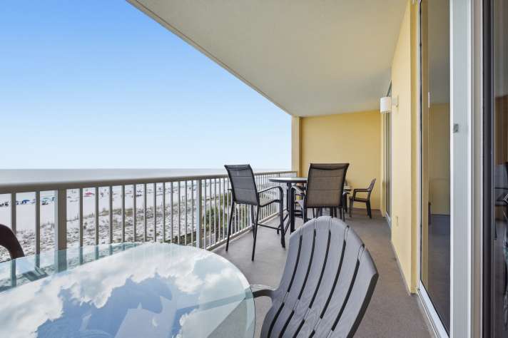 Azure #413 | Gulf Front 3 Bd w/3 Kings & Seasonal Beach