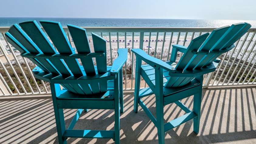 SMP 604 - Designer Remodeled 3 Bd Beachfront Condo 2 Be