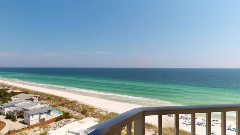 Beach Manor 1206