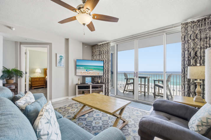 Island Princess 612 - Updated Beachfront 2 Bd Condo wit