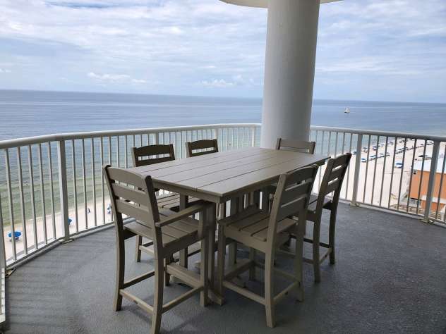 Beach Front Condo - Island Royale