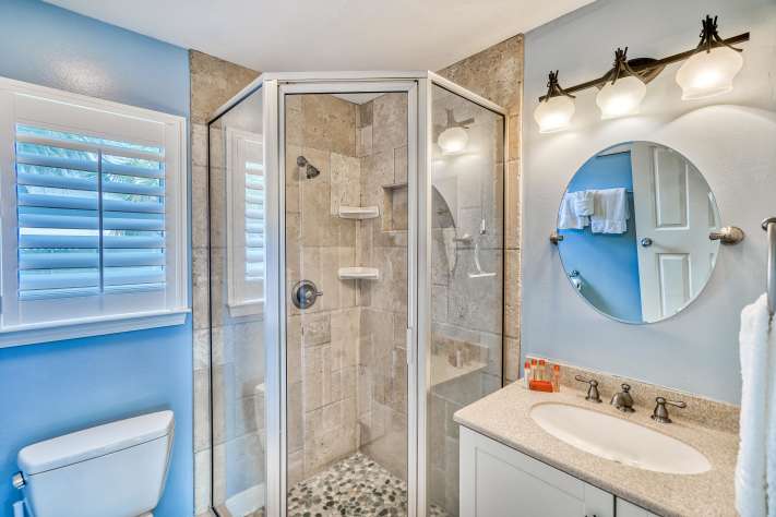 Nantucket Cottage 06AB